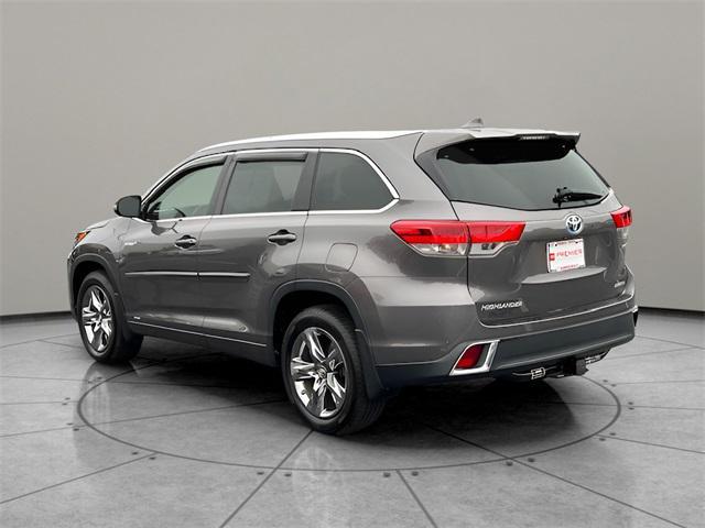 used 2019 Toyota Highlander Hybrid car, priced at $33,500