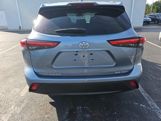 used 2020 Toyota Highlander car, priced at $37,900