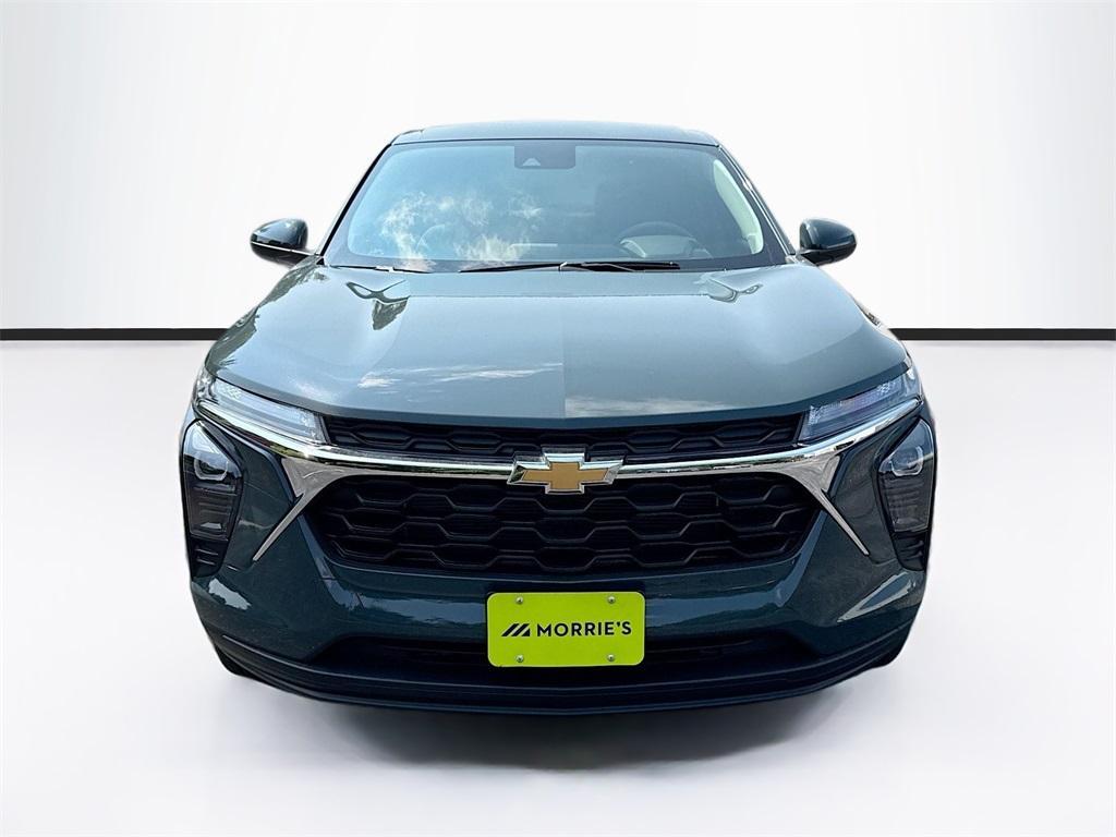 new 2025 Chevrolet Trax car, priced at $23,157