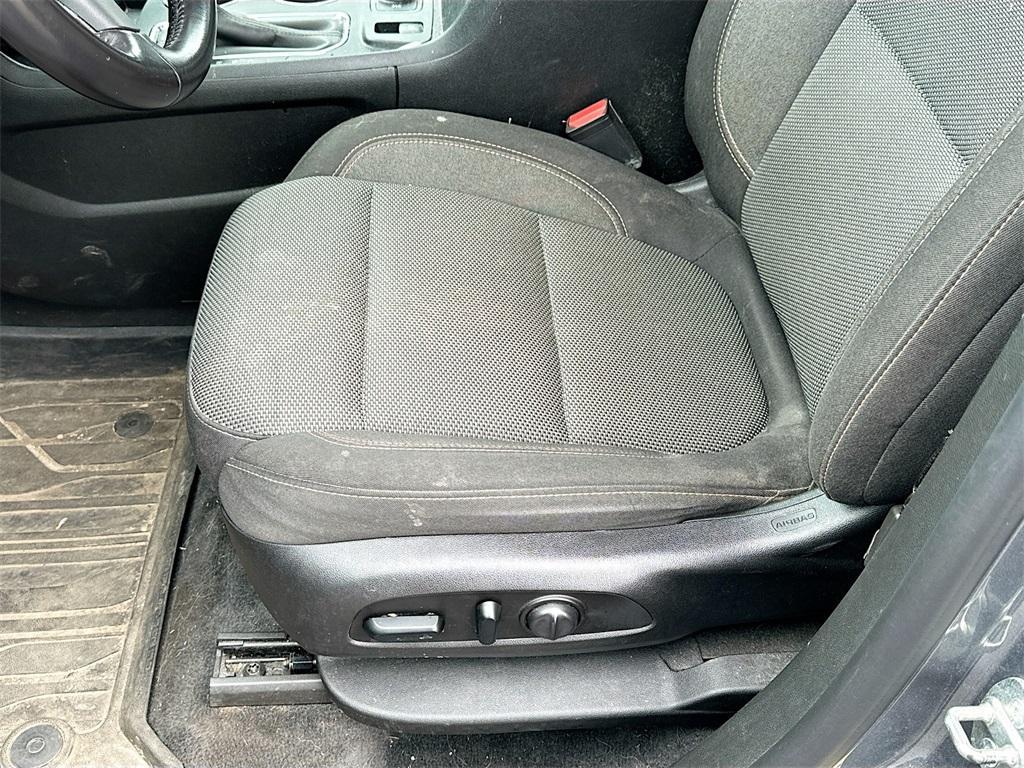 used 2019 Chevrolet Traverse car, priced at $19,746