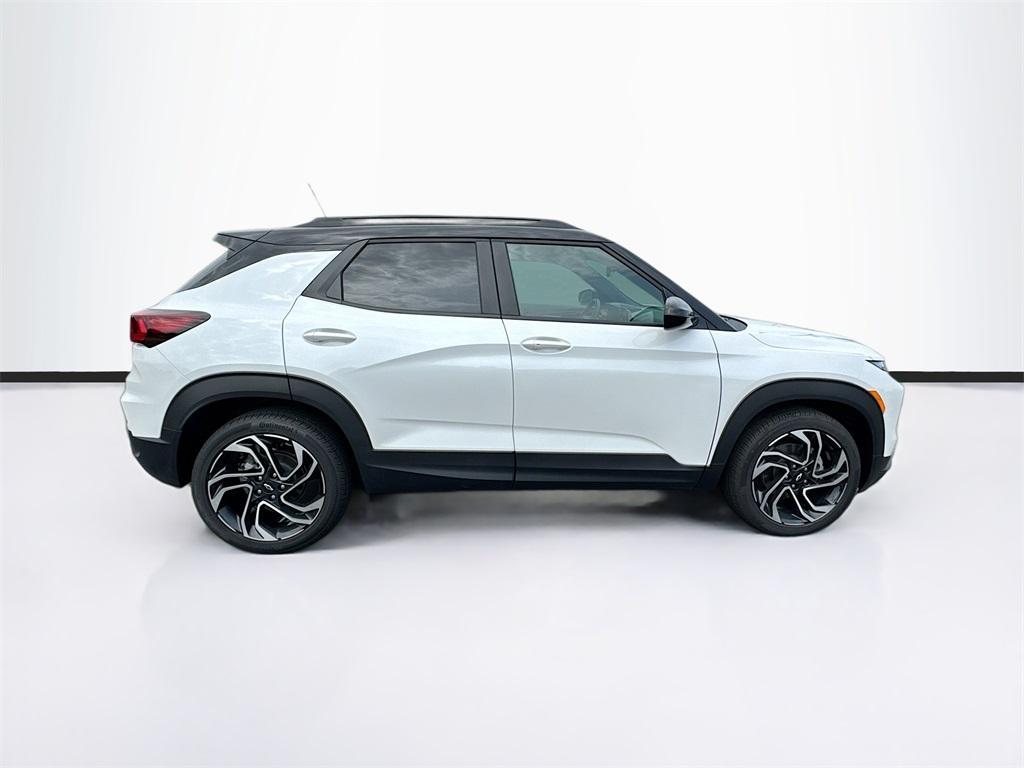 new 2025 Chevrolet TrailBlazer car, priced at $27,876