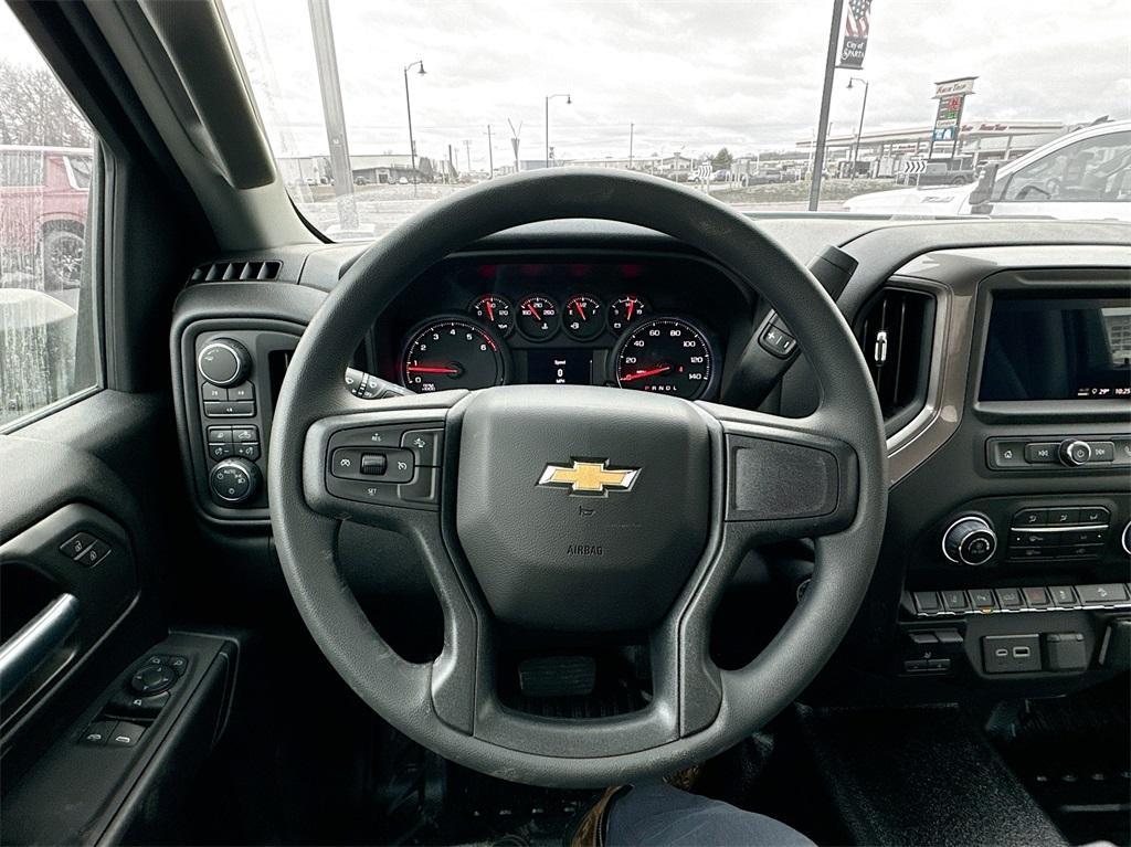 new 2025 Chevrolet Silverado 2500 car, priced at $51,627