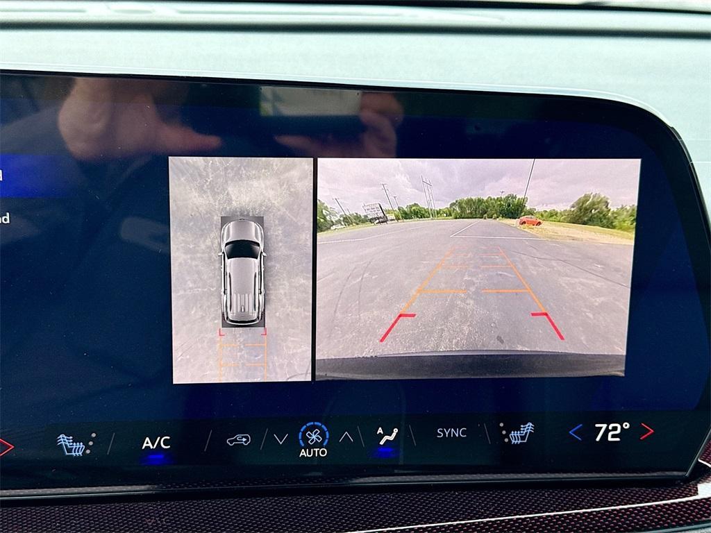new 2026 Chevrolet Traverse car, priced at $50,678