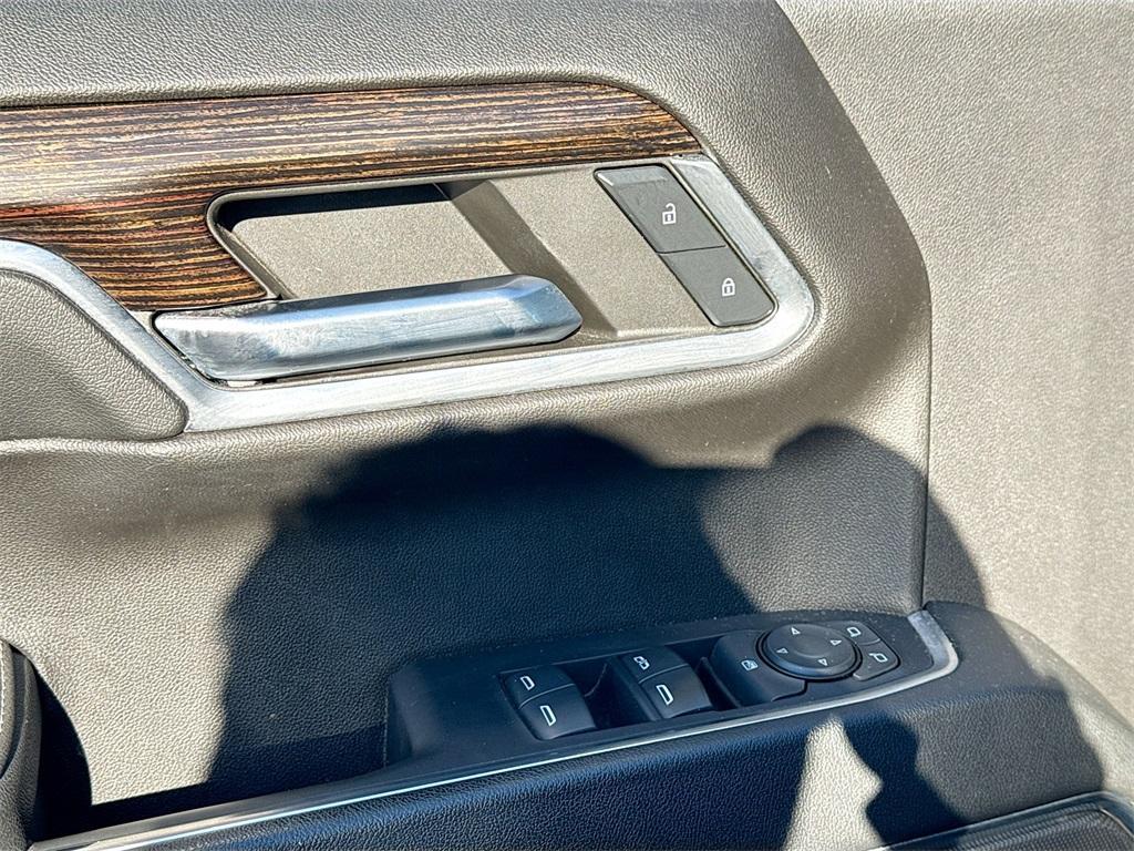 used 2023 GMC Sierra 1500 car, priced at $39,864