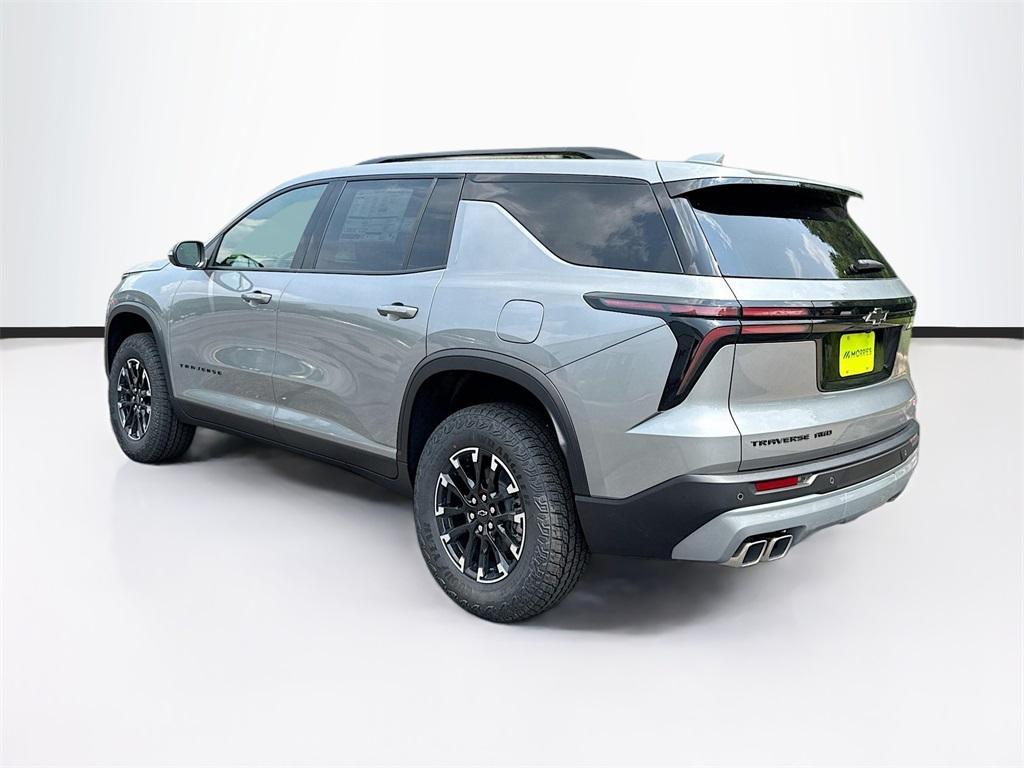 new 2026 Chevrolet Traverse car, priced at $50,027