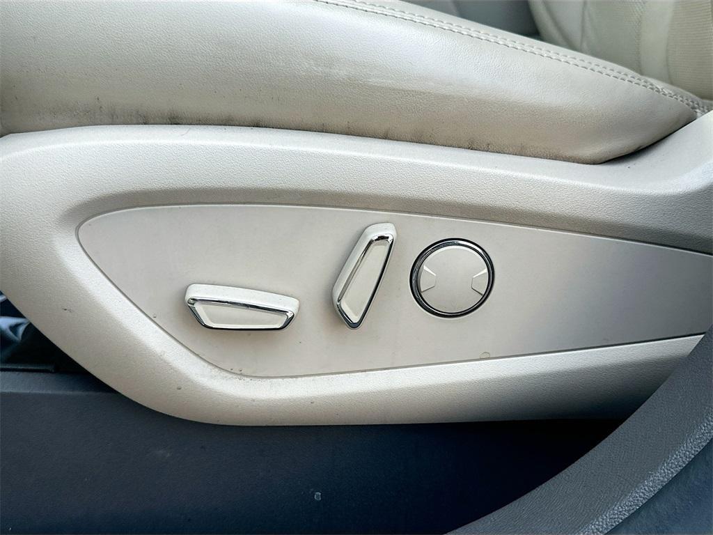 used 2020 Lincoln Nautilus car, priced at $26,247
