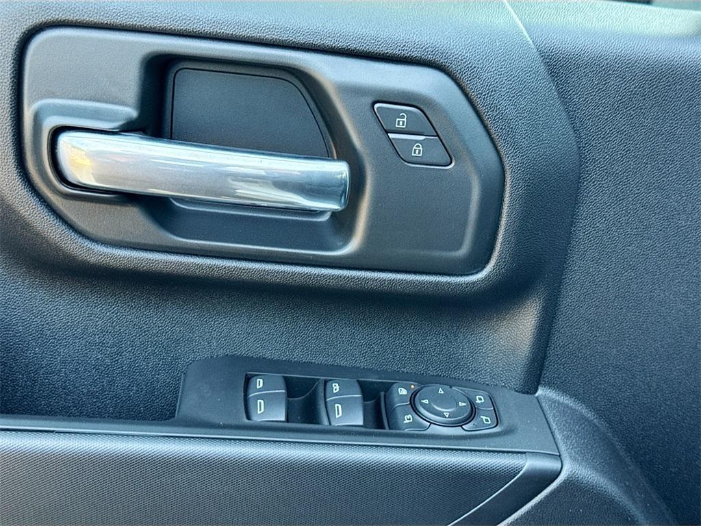 new 2025 Chevrolet Silverado 2500 car, priced at $57,097