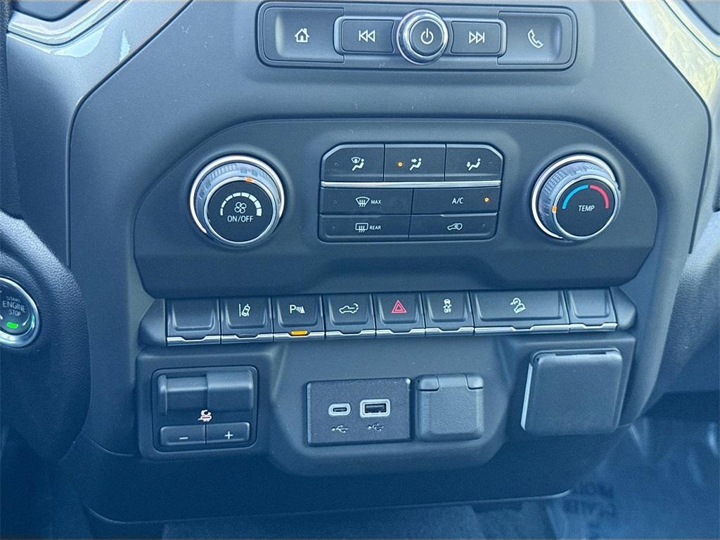 new 2025 Chevrolet Silverado 2500 car, priced at $57,097