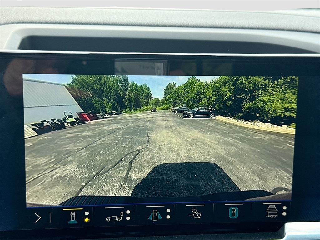 new 2025 Chevrolet Silverado 2500 car, priced at $70,418