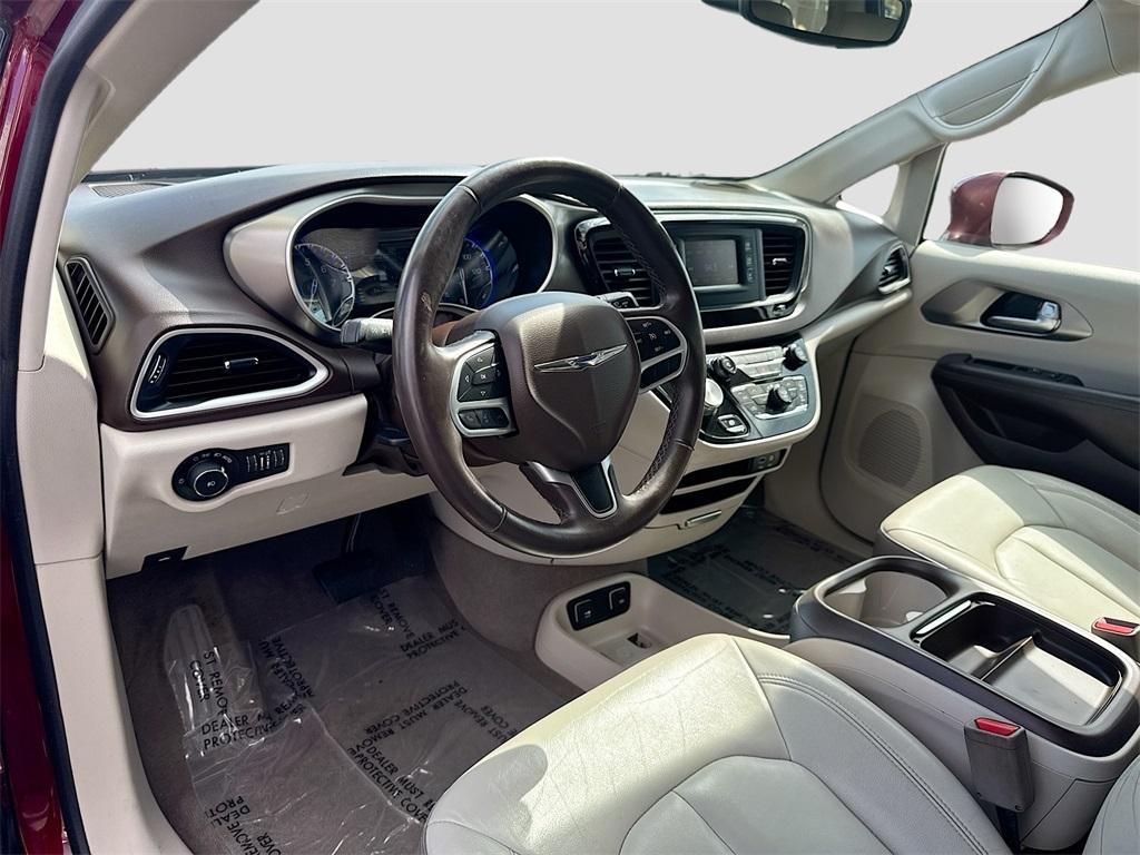 used 2017 Chrysler Pacifica car, priced at $14,744