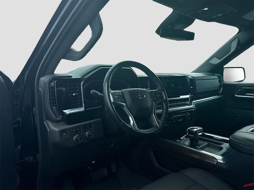 used 2022 Chevrolet Silverado 1500 car, priced at $42,681