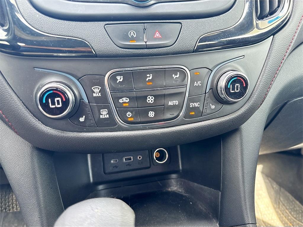 used 2023 Chevrolet Equinox car, priced at $25,058