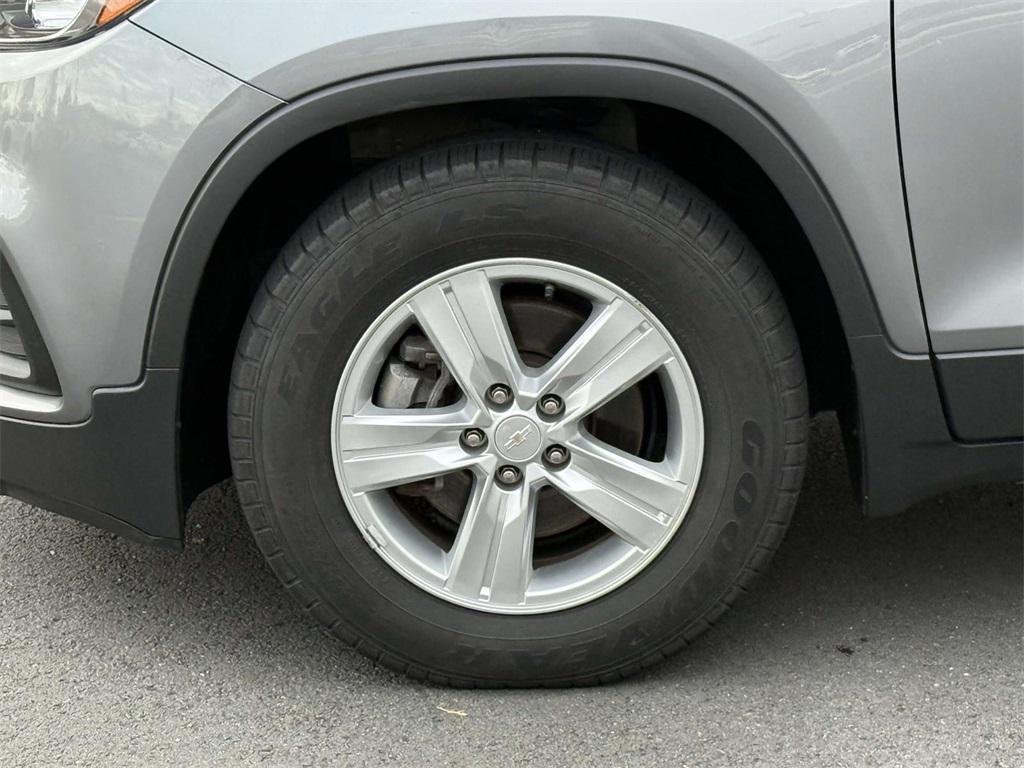 used 2020 Chevrolet Trax car, priced at $10,400