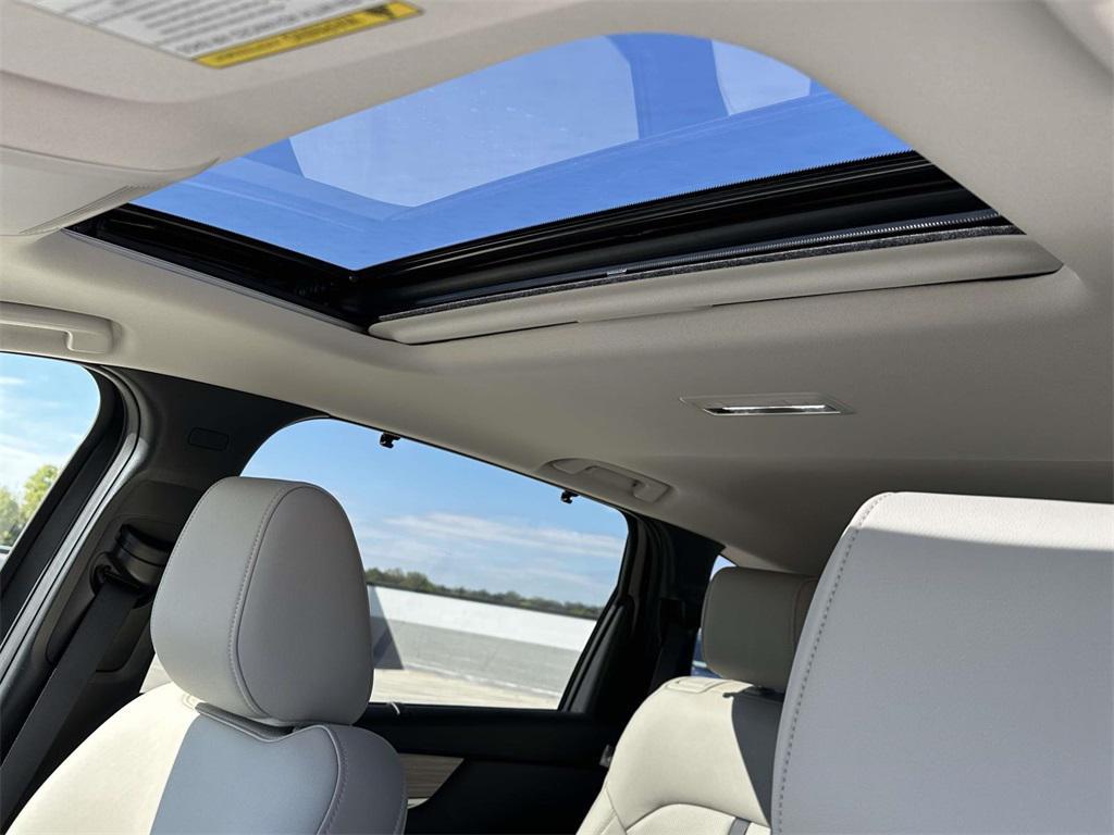 used 2025 Mazda CX-90 car, priced at $39,200
