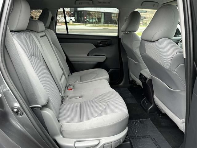 used 2021 Toyota Highlander car, priced at $31,000