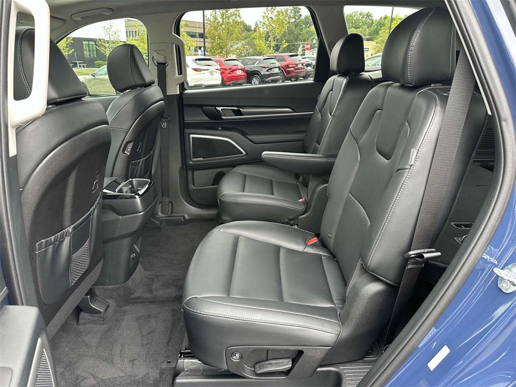 used 2024 Kia Telluride car, priced at $35,800