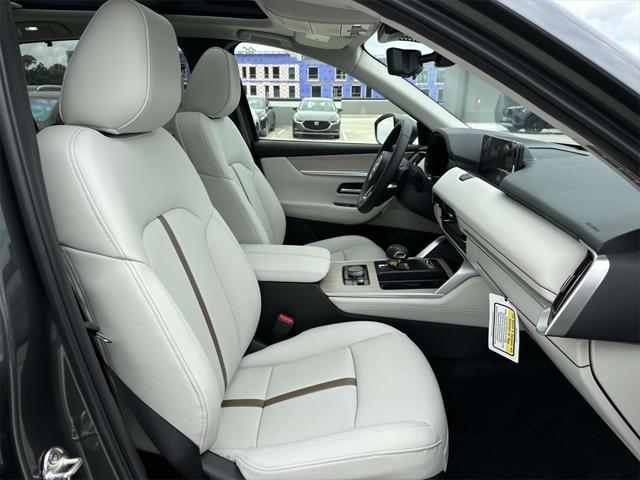 new 2025 Mazda CX-90 car, priced at $52,304