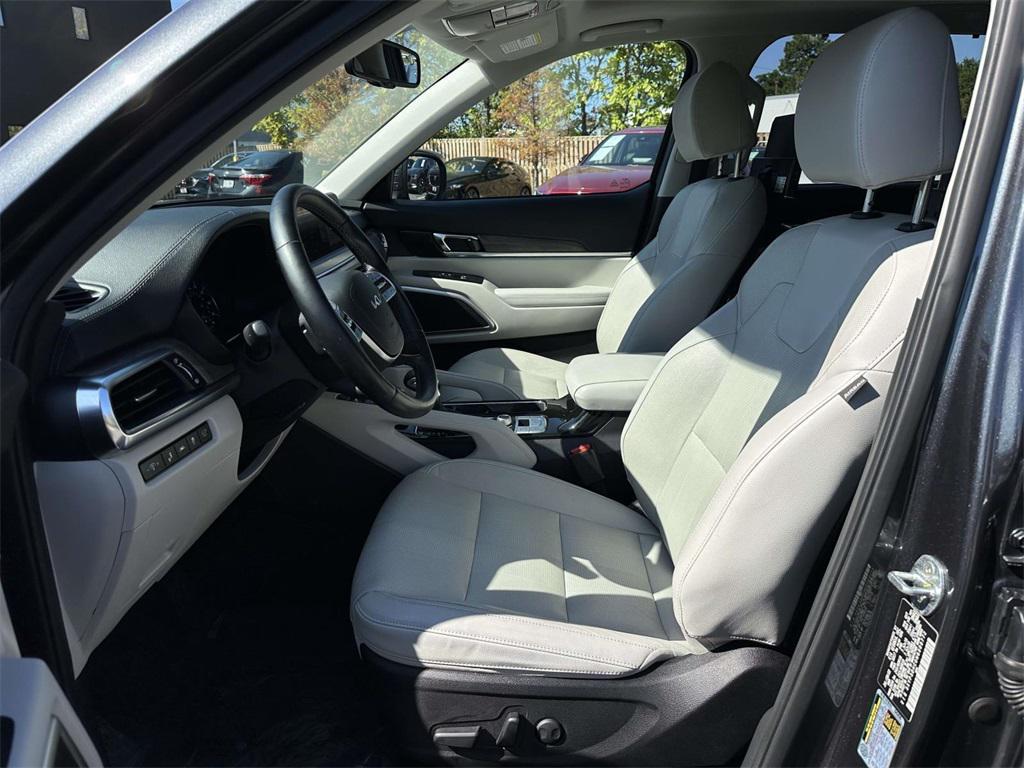 used 2022 Kia Telluride car, priced at $34,400