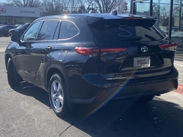 used 2021 Toyota Highlander car, priced at $28,250