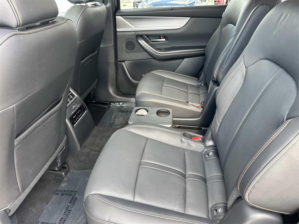 used 2024 Mazda CX-90 PHEV car, priced at $37,400