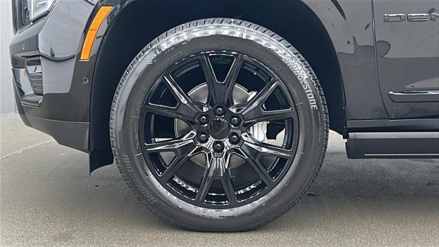 used 2025 GMC Yukon car, priced at $91,865