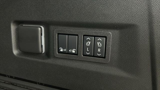 used 2025 GMC Yukon car, priced at $91,865