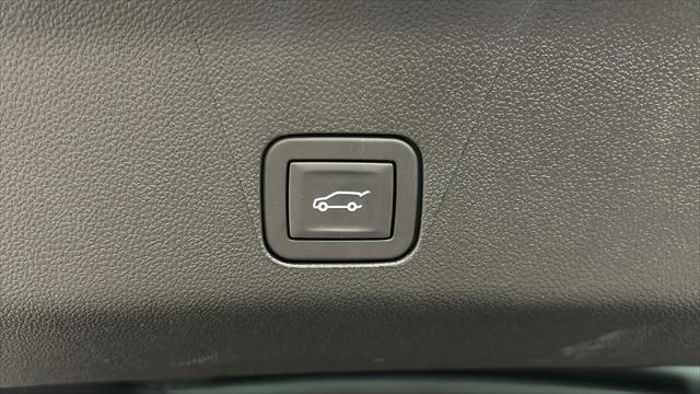 used 2025 GMC Yukon car, priced at $91,865
