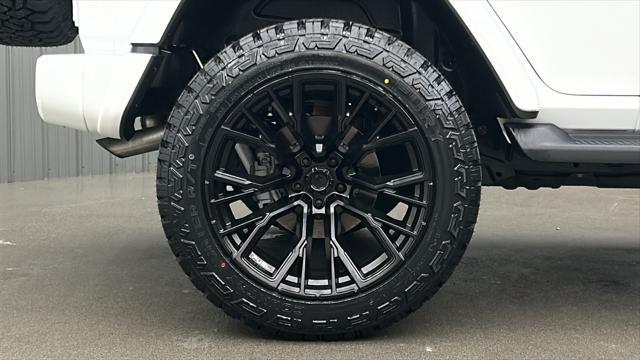 used 2022 Jeep Wrangler Unlimited car, priced at $45,835