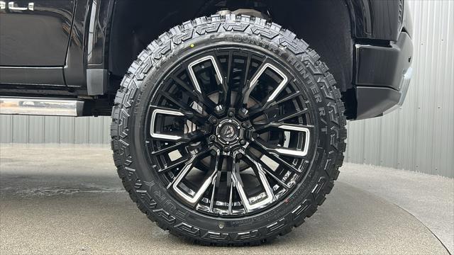 used 2025 GMC Sierra 1500 car, priced at $82,466