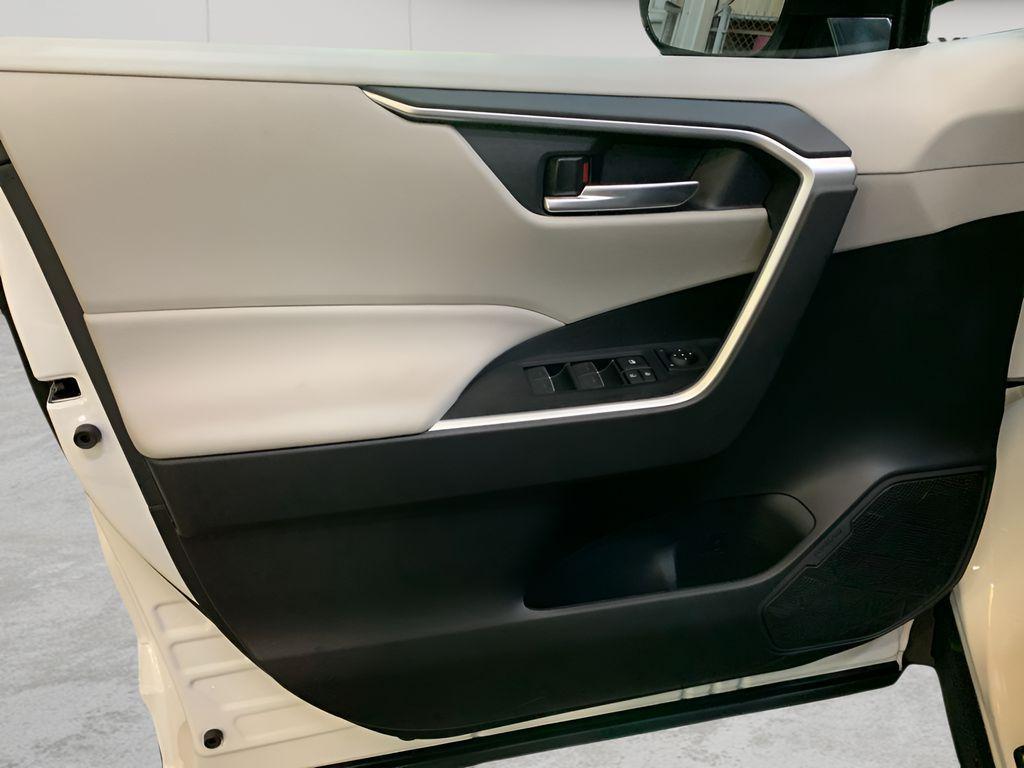 new 2025 Toyota RAV4 Hybrid car