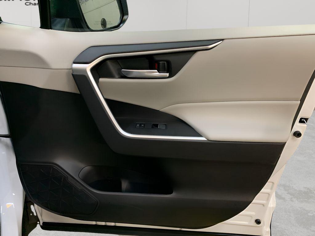 new 2025 Toyota RAV4 Hybrid car