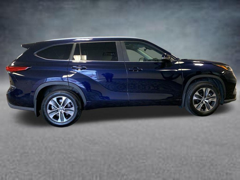 used 2023 Toyota Highlander car, priced at $38,764