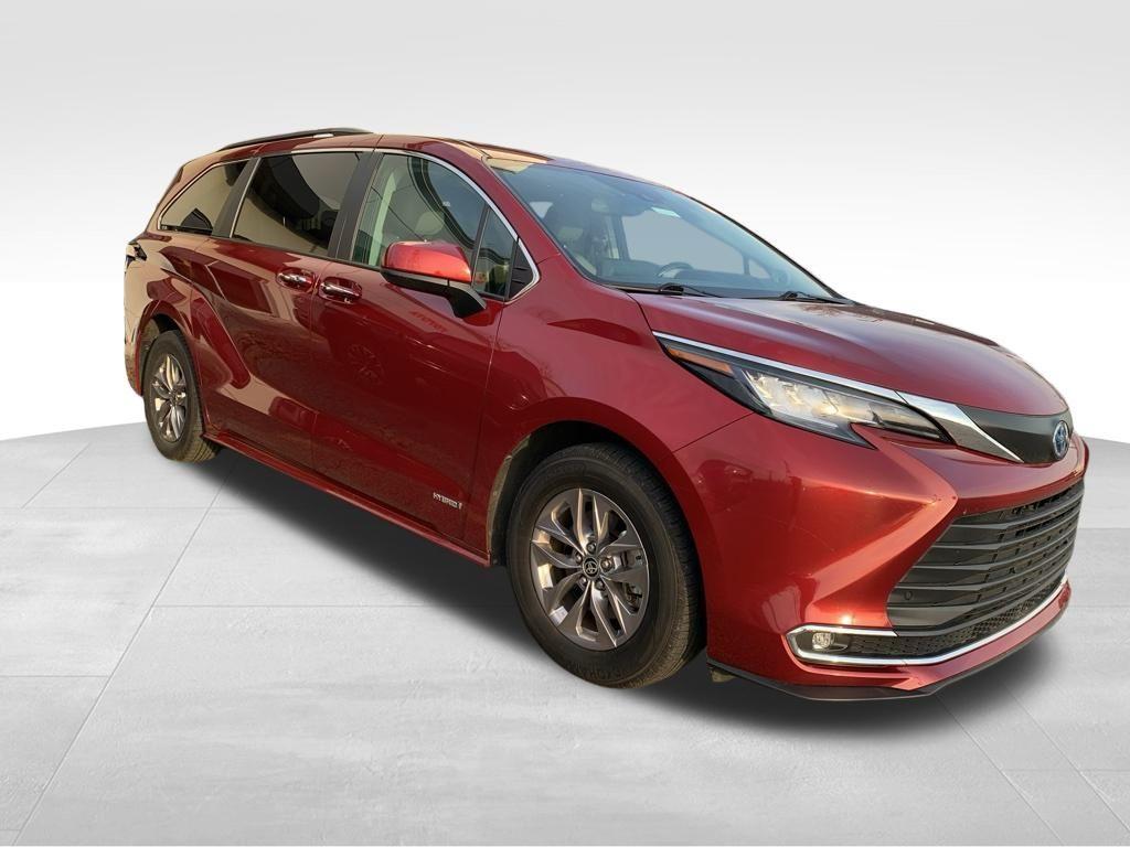 used 2021 Toyota Sienna car