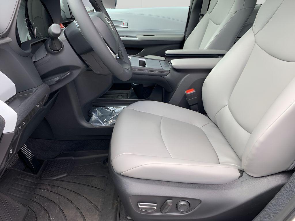 new 2025 Toyota Sienna car, priced at $50,620