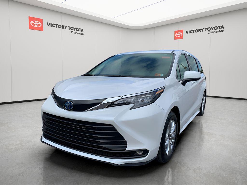 new 2025 Toyota Sienna car, priced at $50,620