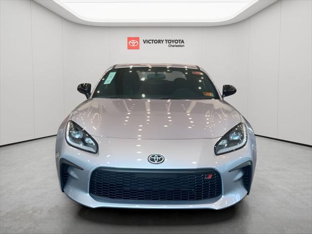 new 2025 Toyota GR86 car, priced at $37,553