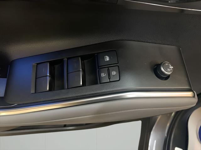 used 2021 Toyota Highlander Hybrid car, priced at $41,799