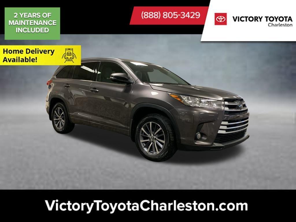 used 2017 Toyota Highlander car, priced at $23,259