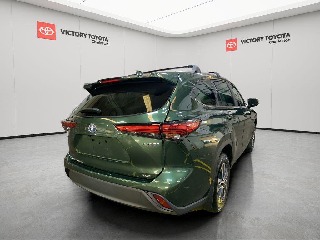 used 2023 Toyota Highlander Hybrid car, priced at $39,456