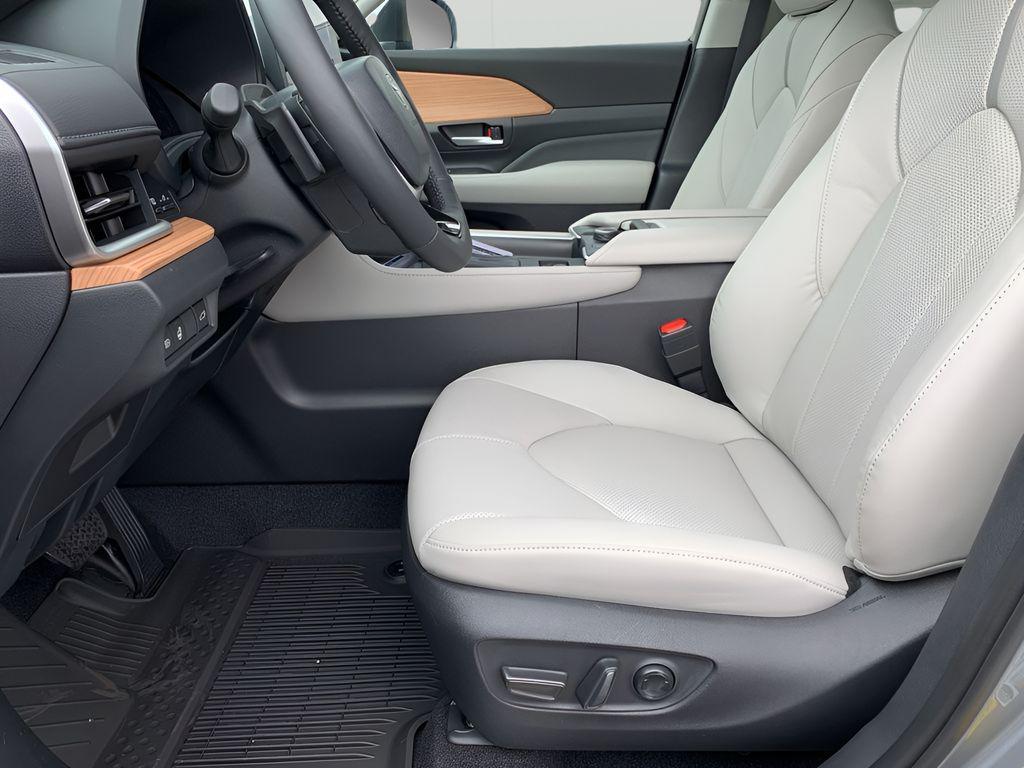 new 2026 Toyota Grand Highlander car, priced at $58,693