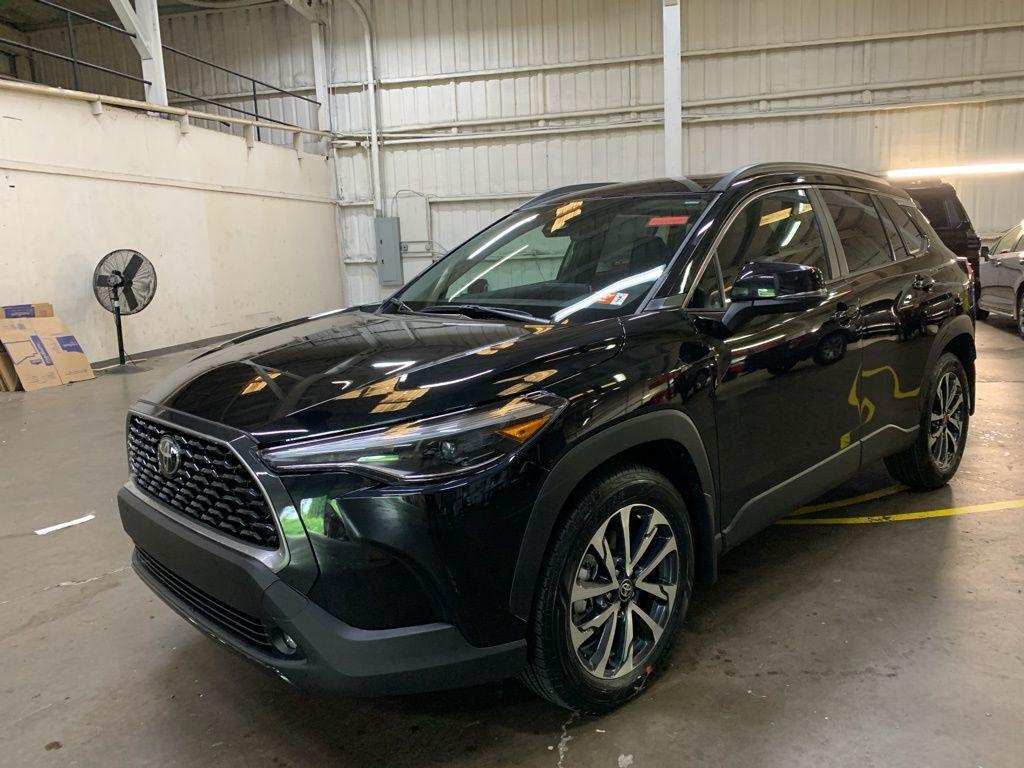 new 2025 Toyota Corolla Cross car, priced at $32,214