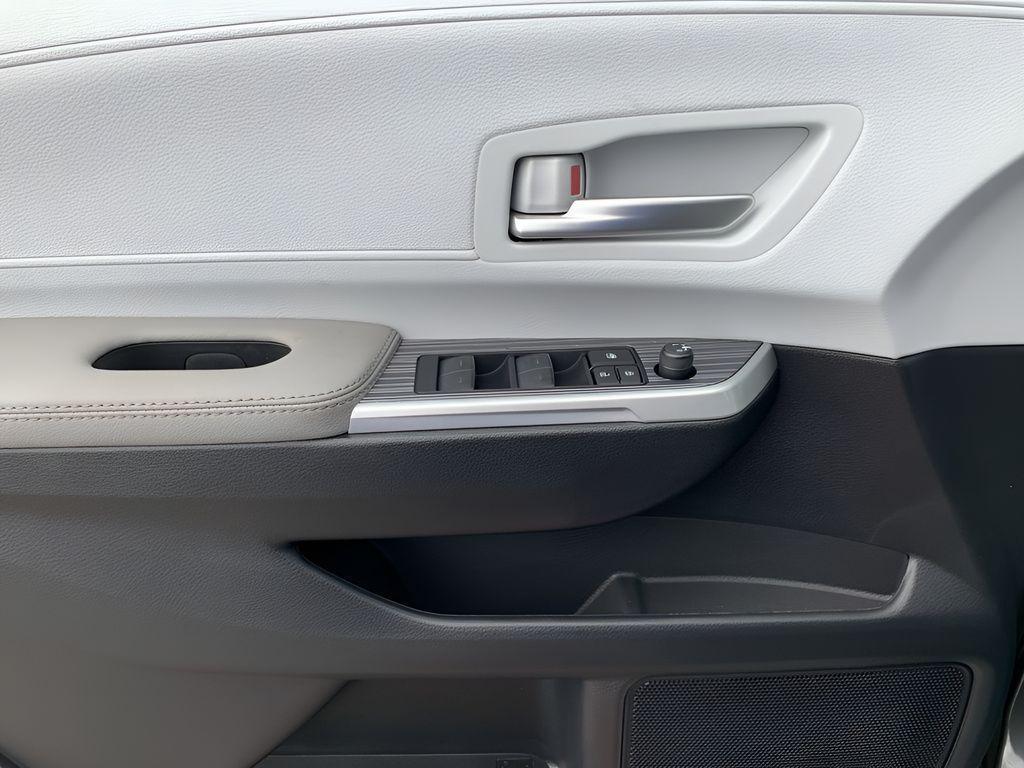 new 2025 Toyota Sienna car, priced at $50,275
