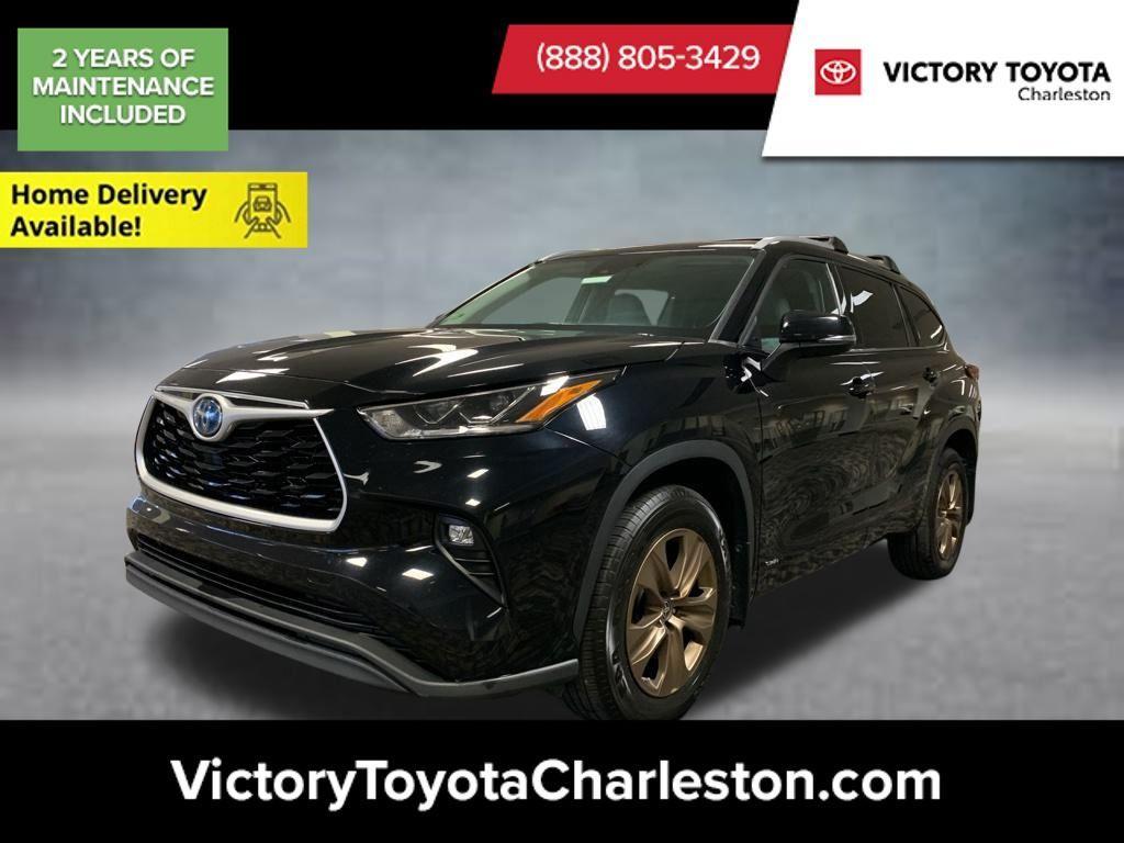 used 2022 Toyota Highlander Hybrid car, priced at $33,562