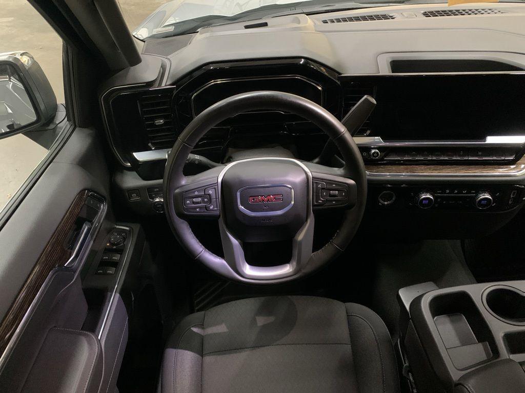 used 2024 GMC Sierra 1500 car, priced at $46,207