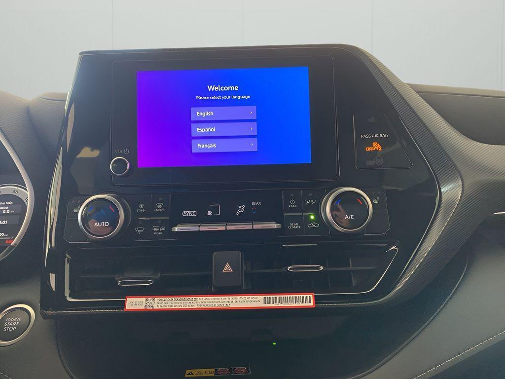 new 2025 Toyota Highlander car, priced at $50,258