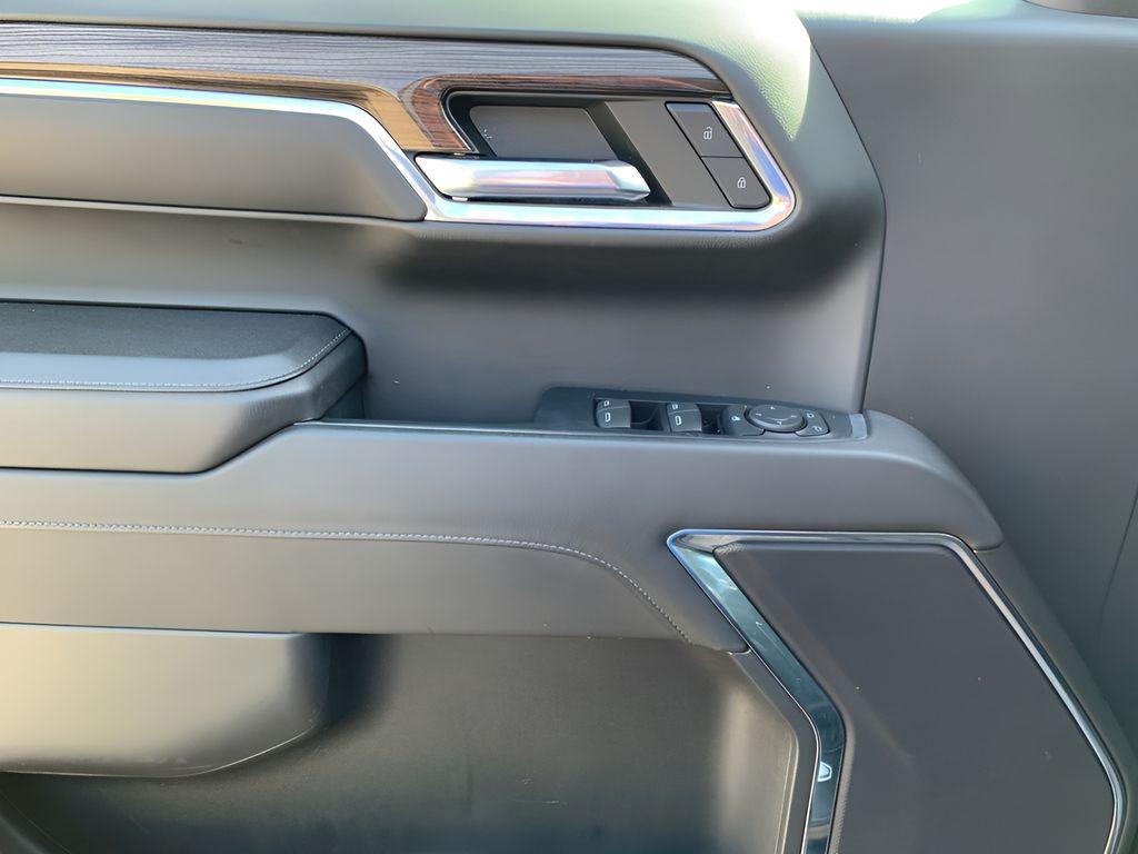 used 2023 Chevrolet Silverado 1500 car, priced at $46,550