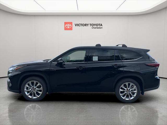 new 2025 Toyota Highlander car, priced at $52,943