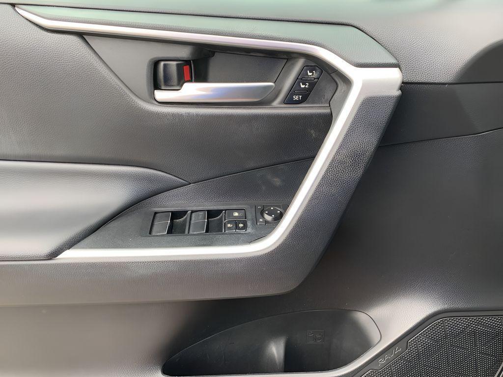 used 2021 Toyota RAV4 car, priced at $28,562