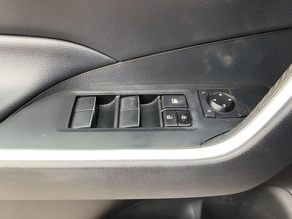 used 2021 Toyota RAV4 car, priced at $28,562