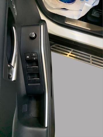 used 2023 Toyota Highlander Hybrid car, priced at $45,599
